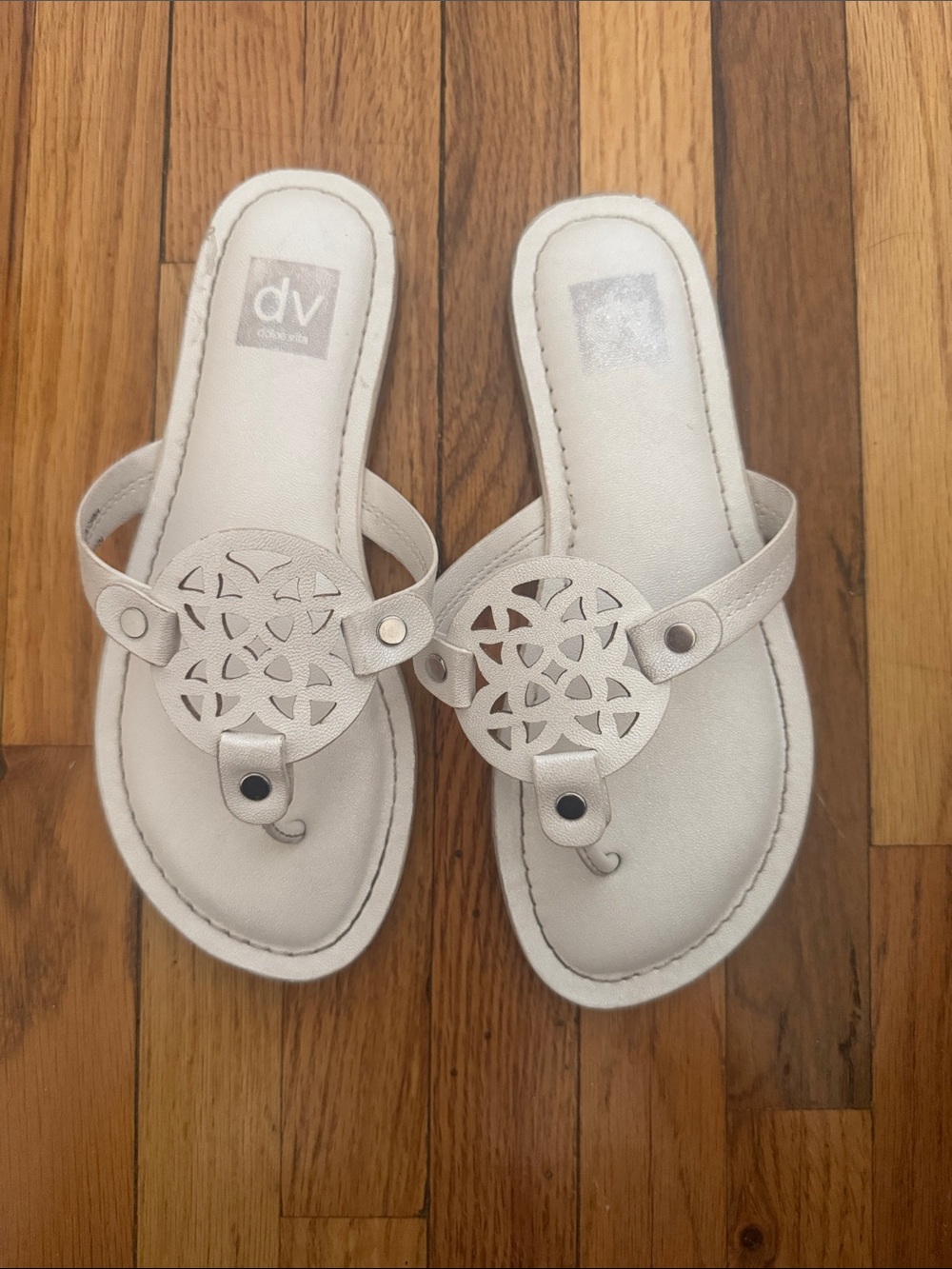 DV by Dolce Vita White Laser-Cut Toe-Post Sandals